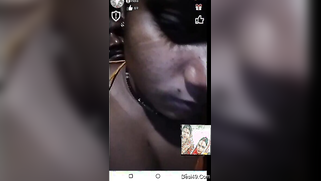 Desi mom covers tits with sari and teases viewers with the naked part | XXX Video on AllSex.XXX