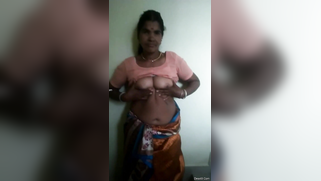 XXX affair of Indian aunty on amateur camera where she flaunts boobs | XXX Video on AllSex.XXX