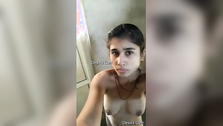 Desi colleen nicely turns camera around herself to film naked body | XXX Video on AllSex.XXX