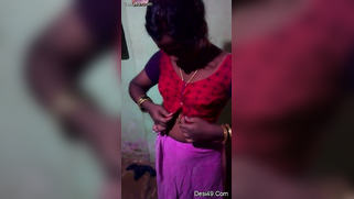 Indian aunty puts red top on hiding saggy titties in amateur XXX video | XXX Video on AllSex.XXX