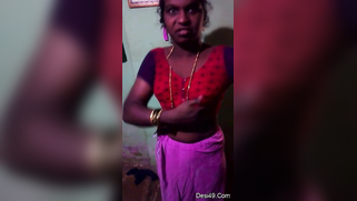Indian aunty puts red top on hiding saggy titties in amateur XXX video | XXX Video on AllSex.XXX