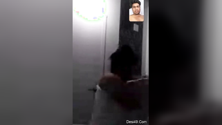 Young man jerks off watching Desi woman performing sex show for him | XXX Video on AllSex.XXX