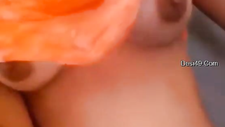 Indian babe in orange takes clothes off to flaunt boobs and buttocks | XXX Video on AllSex.XXX