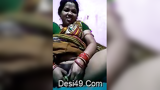 Fatty Desi mom bares hairy cunt and takes vegetable for masturbation | XXX Video on AllSex.XXX