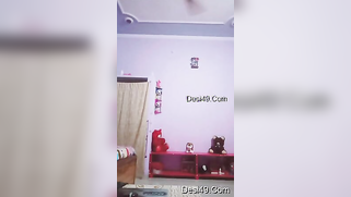 Indian isn't shy to flash boobs and unshaved peach in home video | XXX Video on AllSex.XXX