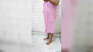 Fat Desi mom doesn't get totally naked washing body in shower sex clip | XXX Video on AllSex.XXX