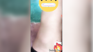 Amateur video of Indian babe who puts lingerie on after shower