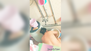 Boy enjoys sex partner from India taking impromptu shower in the nude | XXX Video on AllSex.XXX