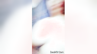 Desi chick takes towel down and creams her naked natural body | XXX Video on AllSex.XXX