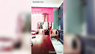 Desi chick takes towel down and creams her naked natural body | XXX Video on AllSex.XXX