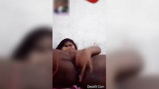 Barbie from India can't hold back moans while fingering in sex video | XXX Video on AllSex.XXX