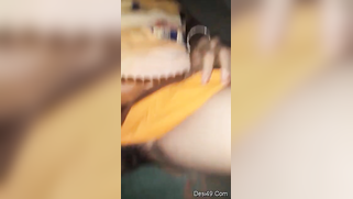 Indian babe lifts yellow sari and shows off pretty hairy pussy | XXX Video on AllSex.XXX