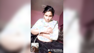 Spontaneous striptease for stranger who pays to jerk off to Desi mom | XXX Video on AllSex.XXX