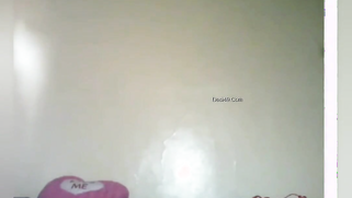 Tempting Indian whore shows off super-sexy butt and titties at home | XXX Video on AllSex.XXX