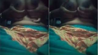 Desi girl doesn't hide anything so she flaunts boobies and pussy | XXX Video on AllSex.XXX