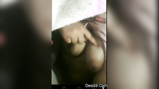 Girl can't sleep and turns camera on to broadcast naked sex parts | XXX Video on AllSex.XXX