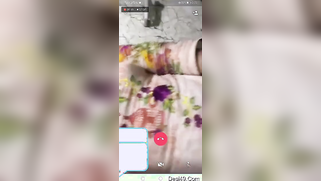 Indian aunty and her naked pussy in XXX self-made porn video | XXX Video on AllSex.XXX