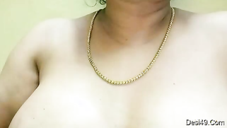 Desi mom is fat and having perky nipples to expose in amateur sex show | XXX Video on AllSex.XXX