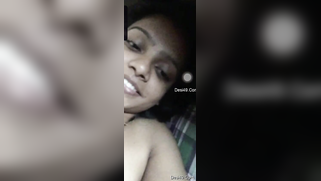 Smiling Indian aunty puts camera down to film her sunshaved peach | XXX Video on AllSex.XXX