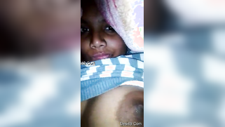 Desi girl pulls T-shirt up and exposes small boobs with big nipples | XXX Video on AllSex.XXX