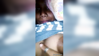 Desi girl pulls T-shirt up and exposes small boobs with big nipples | XXX Video on AllSex.XXX