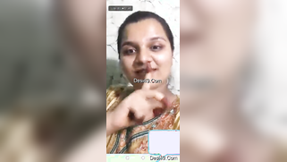 Brunette exposes fatty pussy on amateur camera in XXX Indian web chat | XXX Video on AllSex.XXX