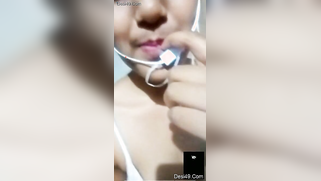 After talking to loved man Indian takes boobs to light via videolink | XXX Video on AllSex.XXX