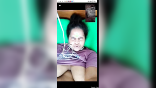 Desi mom is proud of saggy breasts and exposes them to the wanker | XXX Video on AllSex.XXX