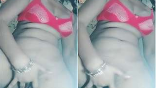 Amateur video of teen Indian in pink bra who masturbates pussy in room | XXX Video on AllSex.XXX