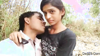 Partner called Desi woman outdoors not for sex but kissing on camera