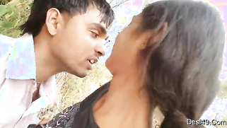 Partner called Desi woman outdoors not for sex but kissing on camera | XXX Video on AllSex.XXX