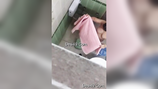 Indian slut doesn't know private shower video becomes public domain