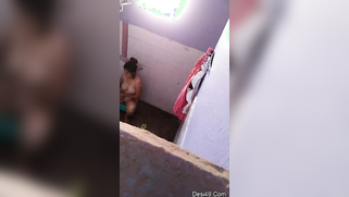 Desi girl desired man to film her in the nude while taking the shower | XXX Video on AllSex.XXX