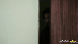 Buddies worship Indian's delicious XXX shapes exploiting them together | XXX Video on AllSex.XXX