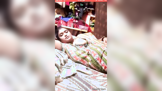 Aunty in sari flashes dark nipple like a real slutty Indian XXX lecher | XXX Video on AllSex.XXX