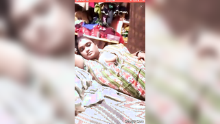 Aunty in sari flashes dark nipple like a real slutty Indian XXX lecher | XXX Video on AllSex.XXX