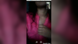 Attractive Indian slut manipulates man showing hard nipples for moment | XXX Video on AllSex.XXX