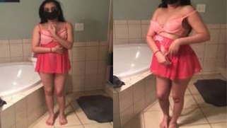 Very slowly Indian girl takes off clothes step by step in sex video | XXX Video on AllSex.XXX