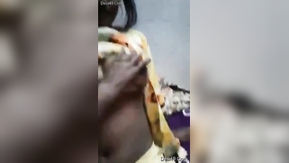 Indian mom tries not to be black sheep and obediently opens XXX charms | XXX Video on AllSex.XXX