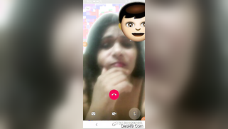 Desi wife flashes tits just for a moment and then hides them again | XXX Video on AllSex.XXX