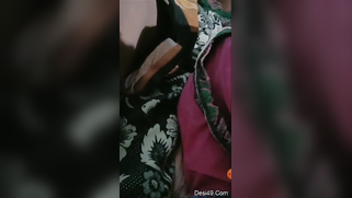 Aunty with perfect pussy lies in bed with legs wide open in XXX video | XXX Video on AllSex.XXX