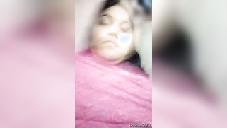 Desi whore flashes XXX-shaped titties covered with red bra close-up | XXX Video on AllSex.XXX