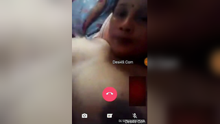 Awesome Indian aunty temptingly lies in bed and plays with knockers | XXX Video on AllSex.XXX