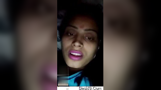 Indian aunty advertises body and gets off on masturbating on camera | XXX Video on AllSex.XXX