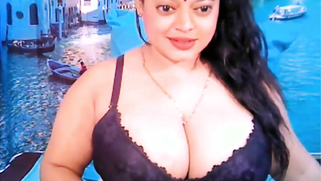 Indian slut sits in front of webcam with naked massive natural tits | XXX Video on AllSex.XXX