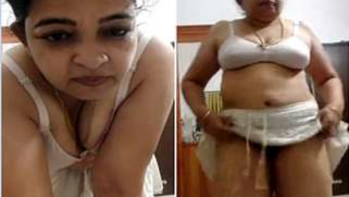 Aunty from India enjoys XXX things she performs in front of the camera | XXX Video on AllSex.XXX
