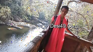 XXX online lover actively touches unshaved muff in close-up video | XXX Video on AllSex.XXX