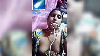 Before wedding aroused groom asks Indian bride-to-be to show boobs | XXX Video on AllSex.XXX