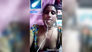 Before wedding aroused groom asks Indian bride-to-be to show boobs | XXX Video on AllSex.XXX