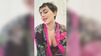 Indian mom in carnival sari moves body and slowly strips down on cam | XXX Video on AllSex.XXX